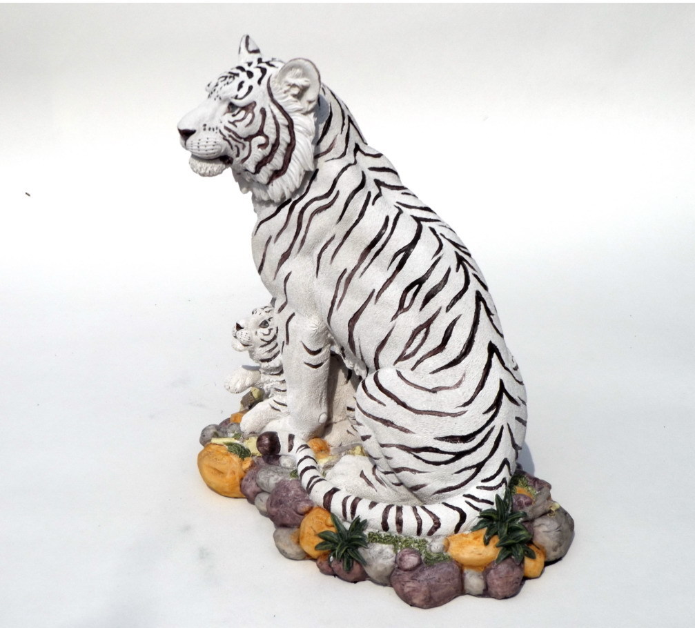 Tiger Katze Tigerfigur weiß Baby Skulptur Deko Afrika Tier Figur Statue abstrakt 